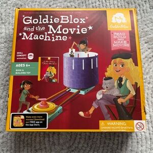 Goldie Bloc and the Movie Machine STEM building toy